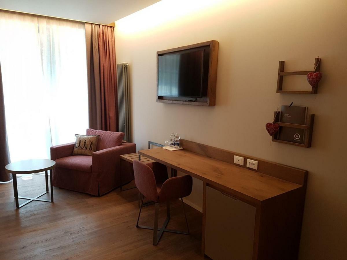 Th Courmayeur Exterior photo