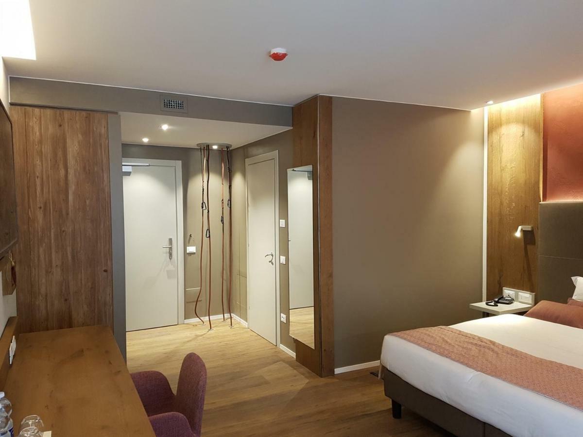 Th Courmayeur Exterior photo