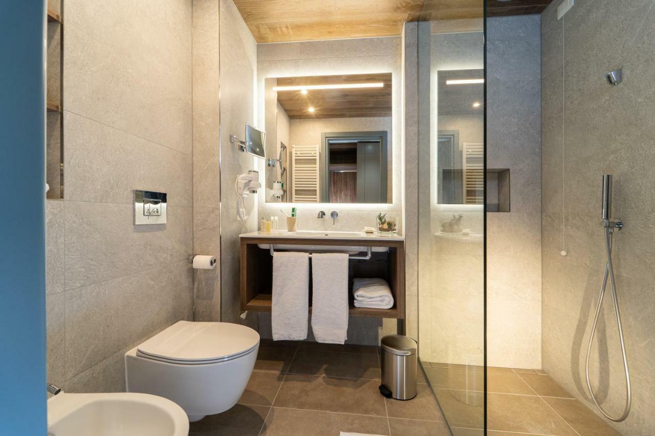 Th Courmayeur Exterior photo